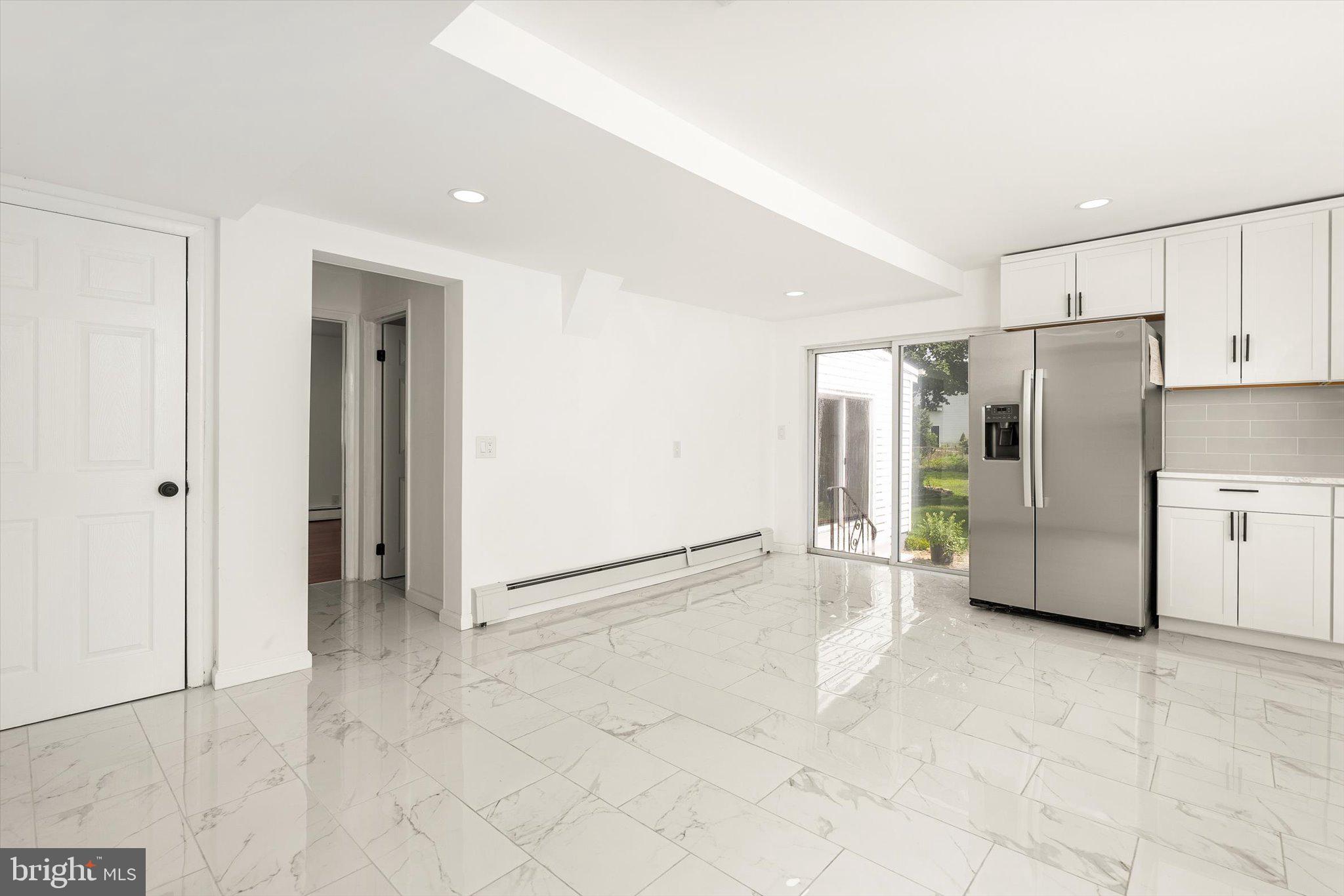 583 Edinburg Road Trenton, NJ 08619 - Photo 7 of 38