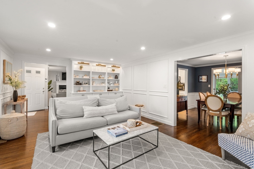 36 Indian Hill Road Medfield, MA 02052 - Photo 11 of 38