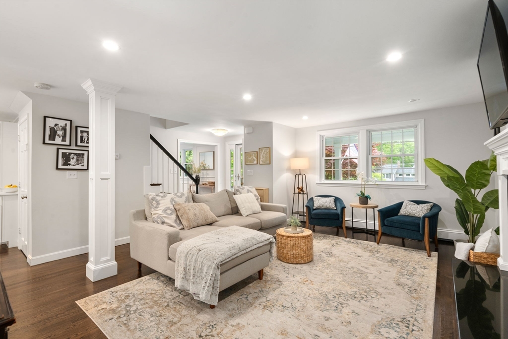 36 Indian Hill Road Medfield, MA 02052 - Photo 2 of 38