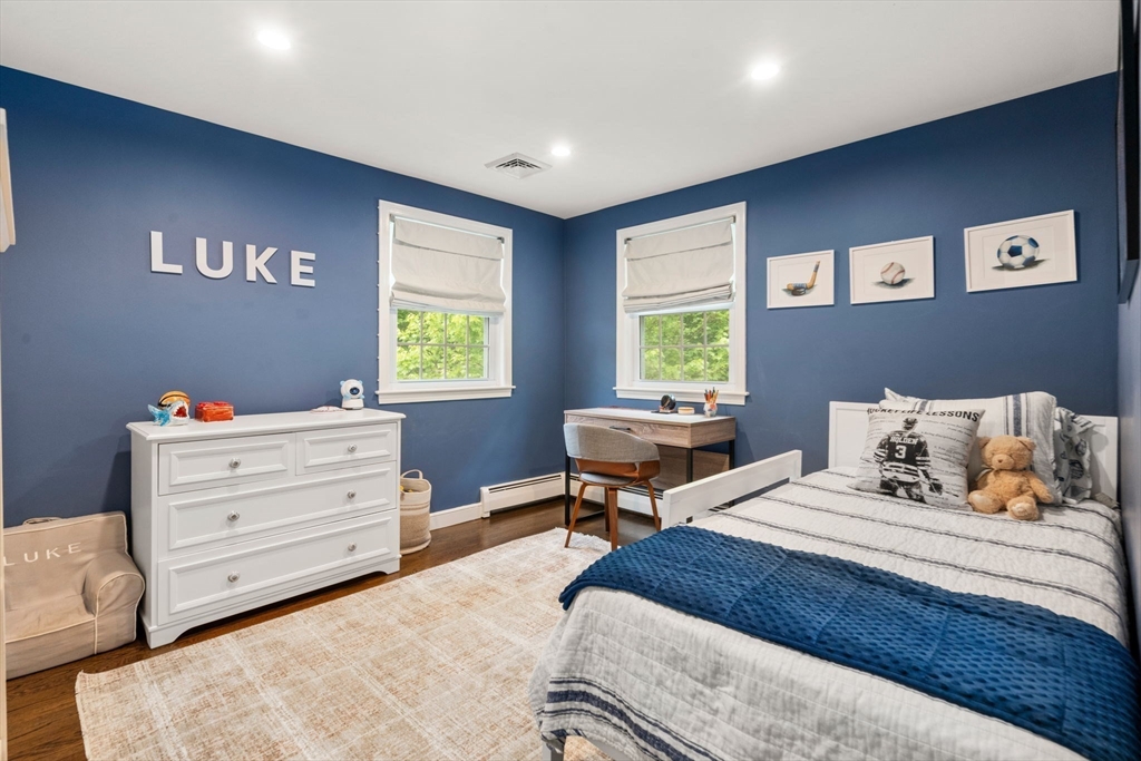 36 Indian Hill Road Medfield, MA 02052 - Photo 21 of 38