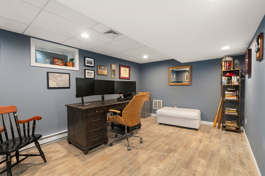 36 Indian Hill Road Medfield, MA 02052 - Photo 28 of 38