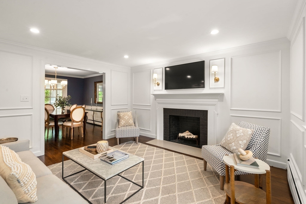 36 Indian Hill Road Medfield, MA 02052 - Photo 8 of 38