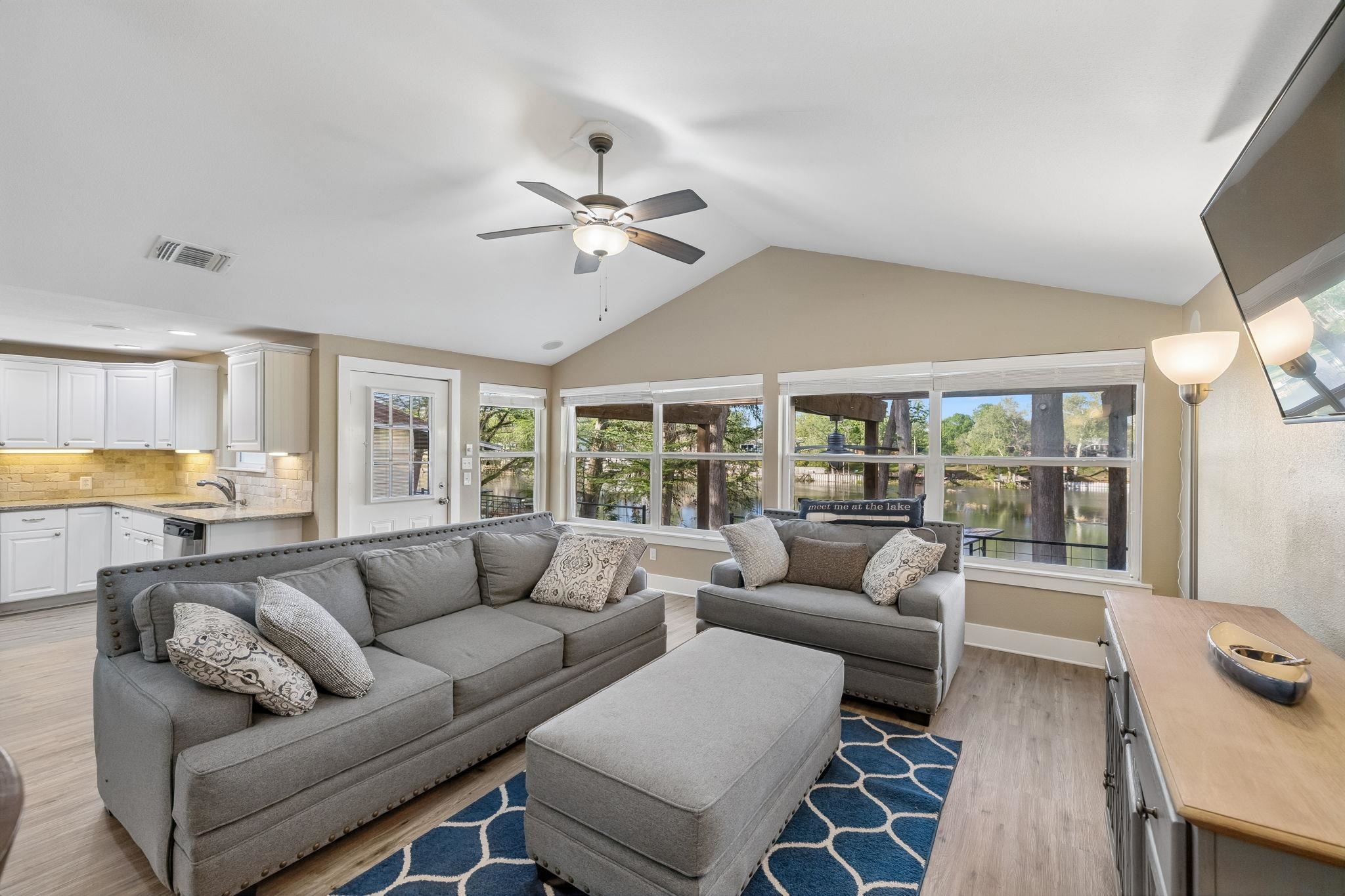 230 Lee Street Seguin, TX 78155 - Photo 22 of 40 a living room with furniture and a large window