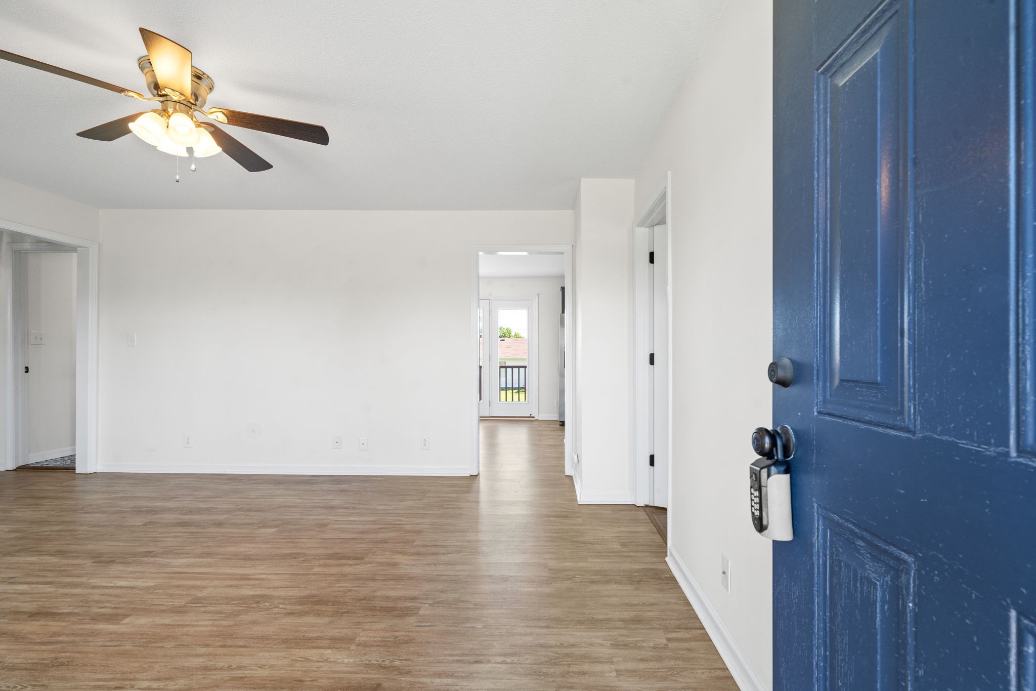 1047 McClardy Road Clarksville, TN 37042 - Photo 5 of 31