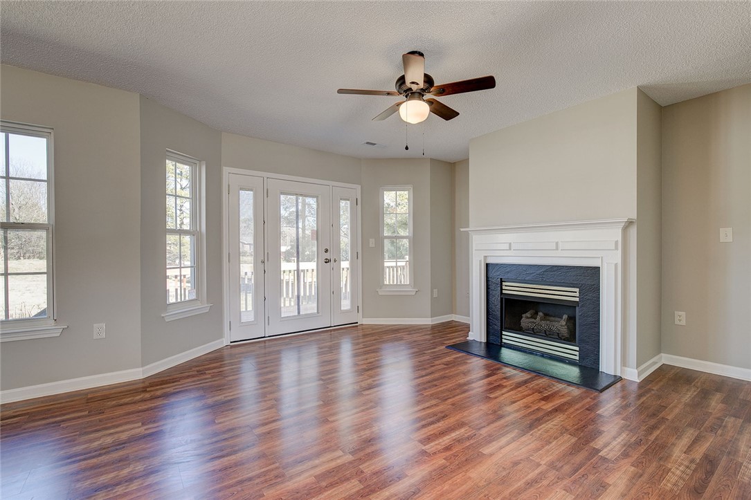 242 Browning Road Piedmont, SC 29673 - Photo 5 of 27 Gallery Image 5