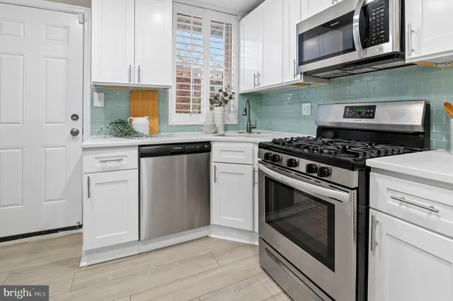 $334,900 | 2318 Guilford Avenue, Baltimore, MD 21218