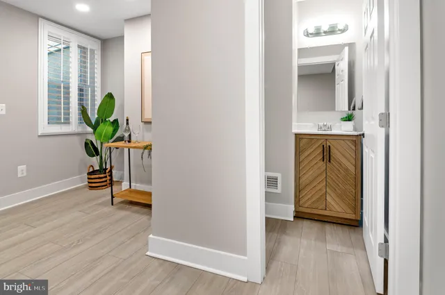 $334,900 | 2318 Guilford Avenue, Baltimore, MD 21218