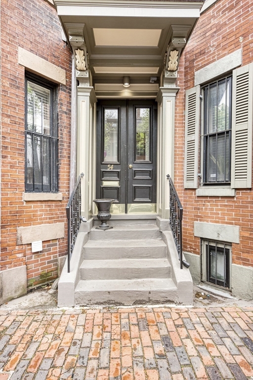 54 Appleton Street, Unit 3 Boston, MA 02116 - Photo 11 of 14