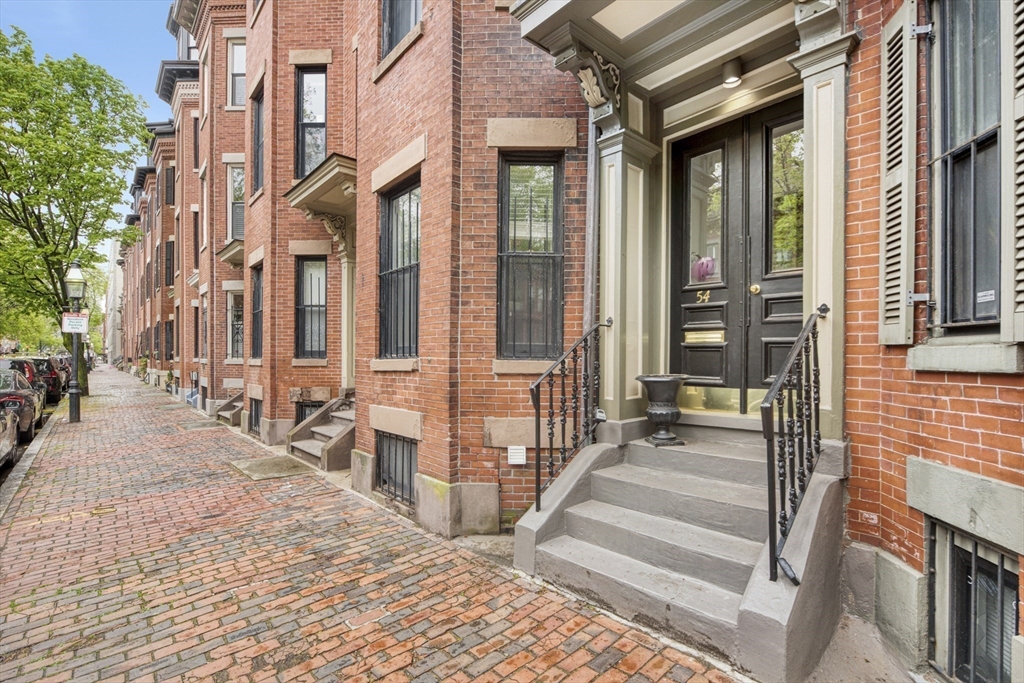 54 Appleton Street, Unit 3 Boston, MA 02116 - Photo 12 of 14