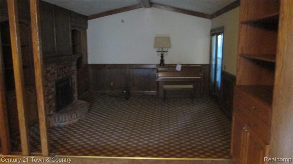 2325 Norton Road Rochester Hills, MI 48307 - Photo 19 of 37