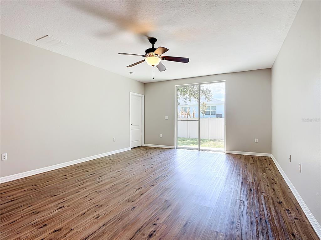 1562 Tamarind Road Davenport, FL 33896 - Photo 3 of 22