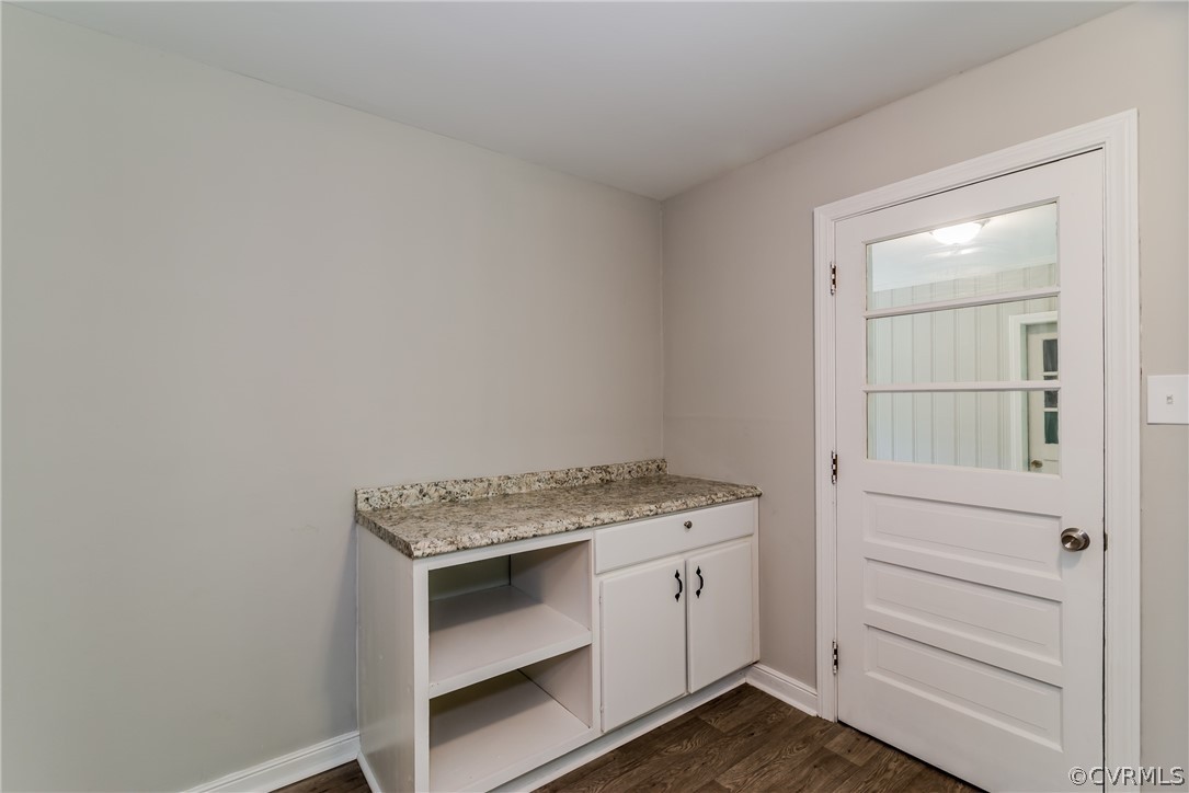 11407 Reedy Branch Road South Chesterfield, VA 23838 - Photo 17 of 50 a kitchen with a stove and cabinets