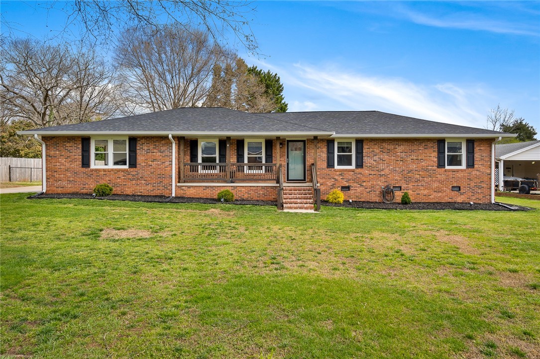 204 Wren Way Anderson, SC 29625 - Photo 1 of 33 Gallery Image 1