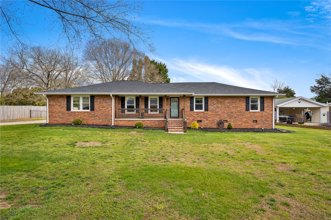 204 Wren Way Anderson, SC 29625 - Photo 4 of 33 Gallery Image 4