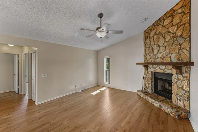 $390,000 | 2713 Cedarcrest Place, Valrico, FL 33596