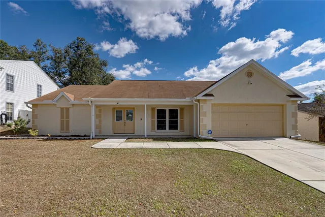 $390,000 | 2713 Cedarcrest Place, Valrico, FL 33596