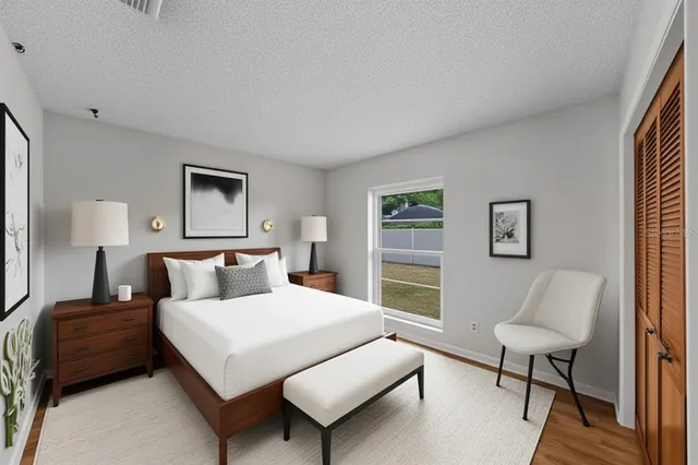 $390,000 | 2713 Cedarcrest Place, Valrico, FL 33596