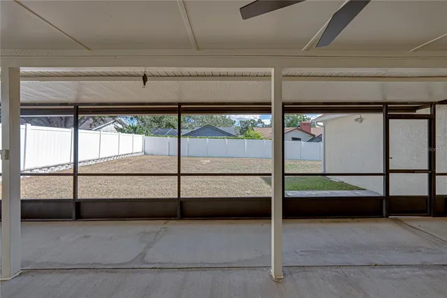 $390,000 | 2713 Cedarcrest Place, Valrico, FL 33596