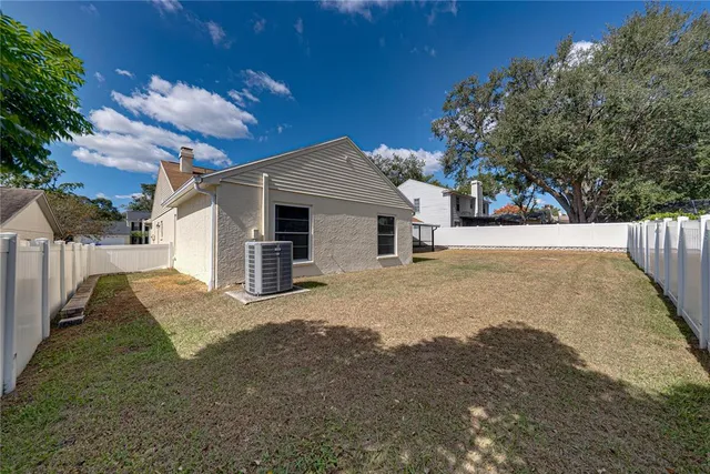 $390,000 | 2713 Cedarcrest Place, Valrico, FL 33596