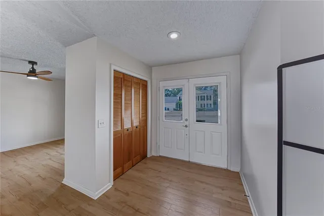 $390,000 | 2713 Cedarcrest Place, Valrico, FL 33596