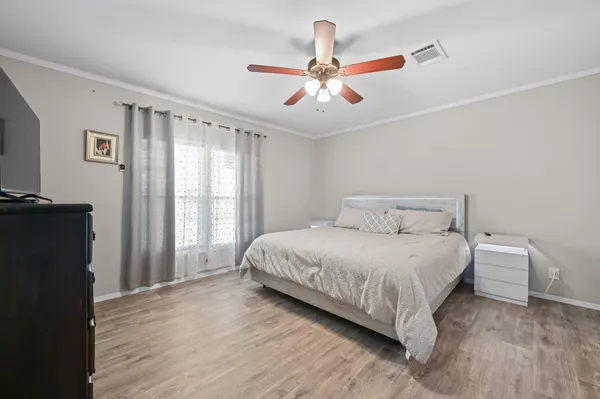 $349,900 | 117 Castellana Way, Elgin, TX 78621