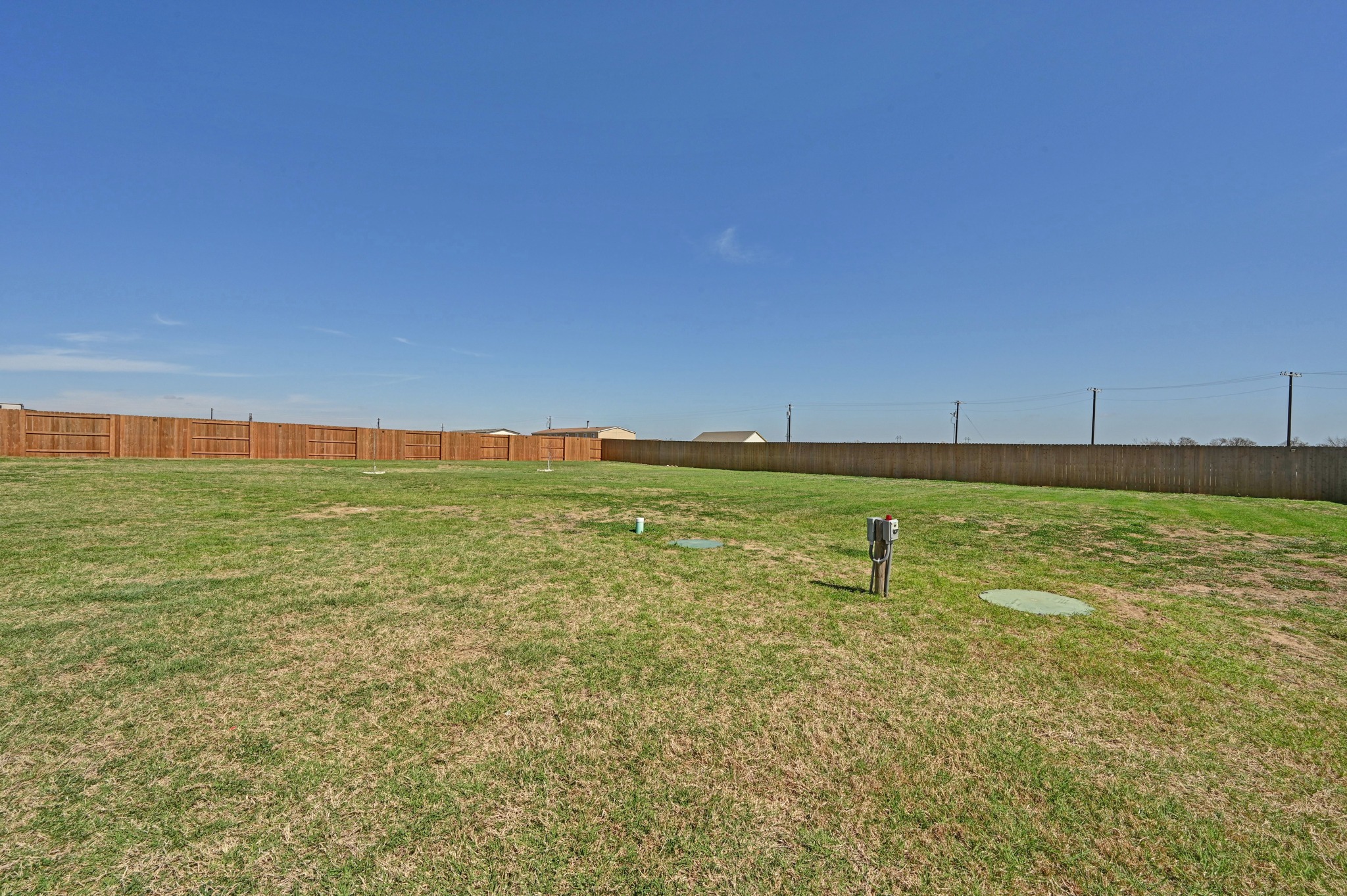 117 Castellana Way Elgin, TX 78621 - Photo 24 of 28 View of yard