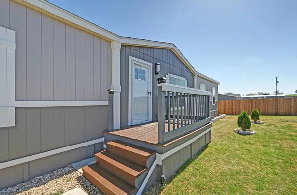 $349,900 | 117 Castellana Way, Elgin, TX 78621