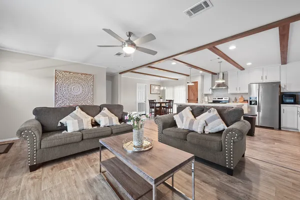 $349,900 | 117 Castellana Way, Elgin, TX 78621