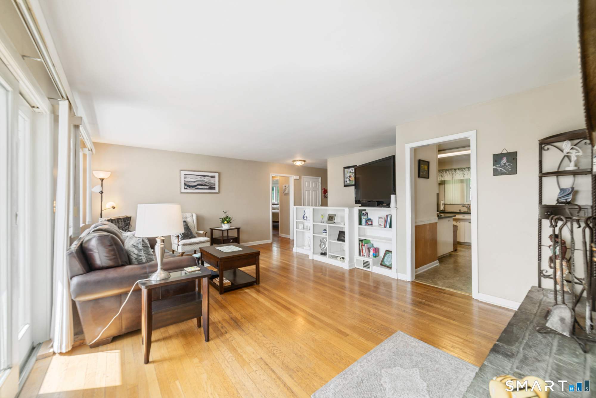 72 Calhoun Avenue Trumbull, CT 06611 - Photo 15 of 39