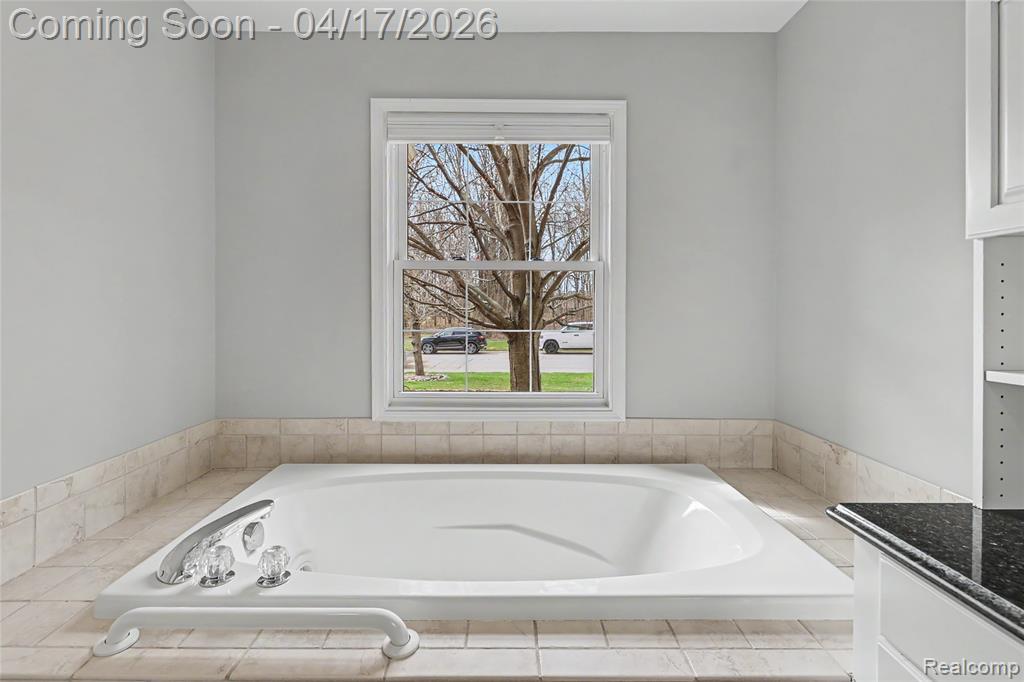 734 Lake Ridge Road Rochester Hills, MI 48307 - Photo 20 of 47 Gallery Image 20