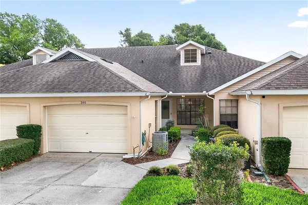 $219,900 | 240 Juniper Way, Tavares, FL 32778