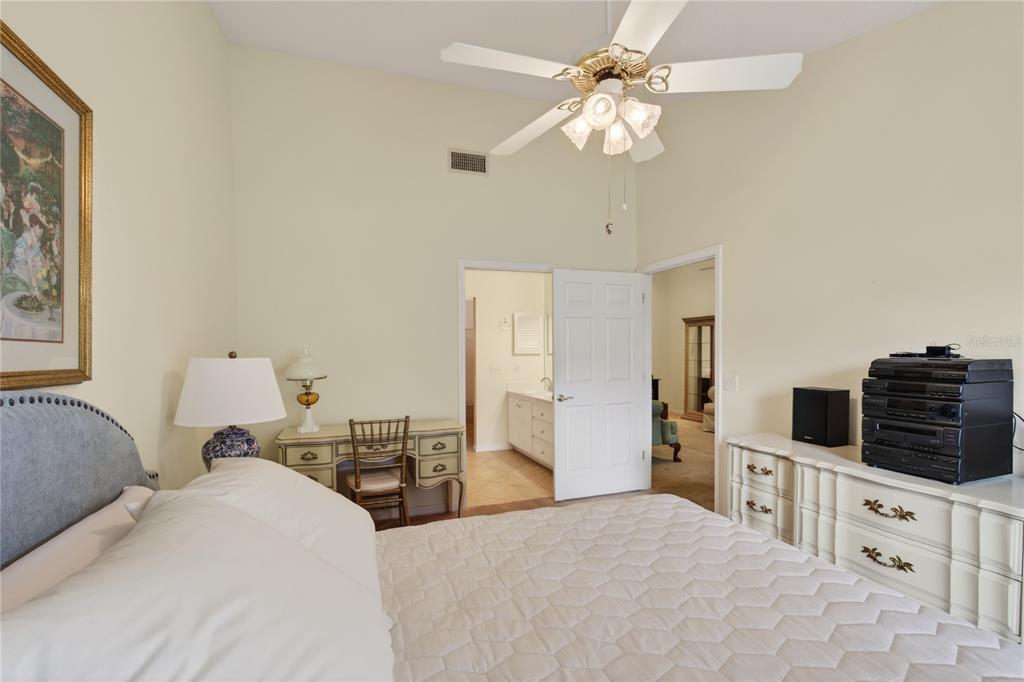 240 Juniper Way Tavares, FL 32778 - Photo 18 of 44