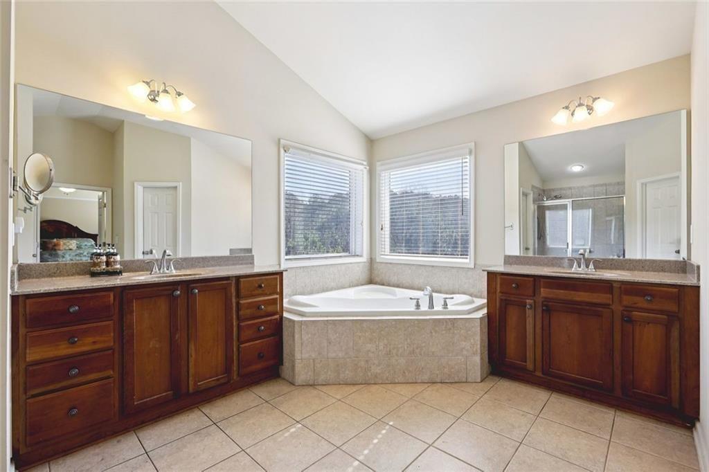 4460 Granby Circle Cumming, GA 30041 - Photo 16 of 34