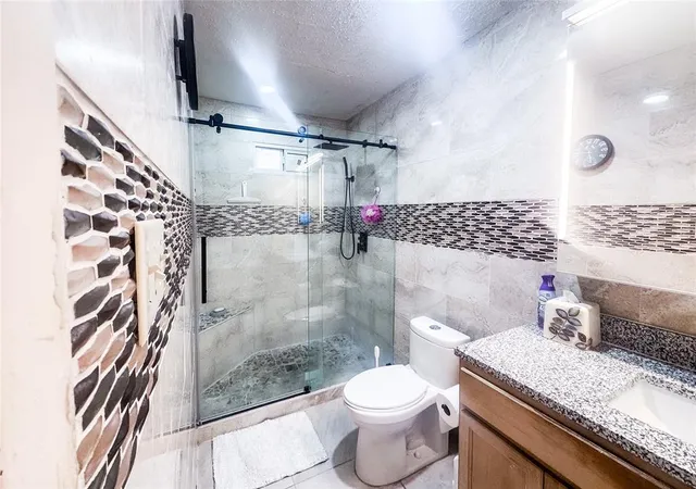 $377,500 | 7016 Buttonwood Drive, Fort Worth, TX 76137