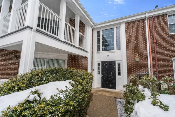 $370,000 | 55 Brian Drive, Unit G, Stoughton, MA 02072