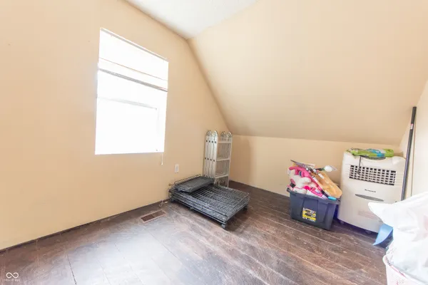 $110,000 | 663 South Vine Street, Seymour, IN 47274