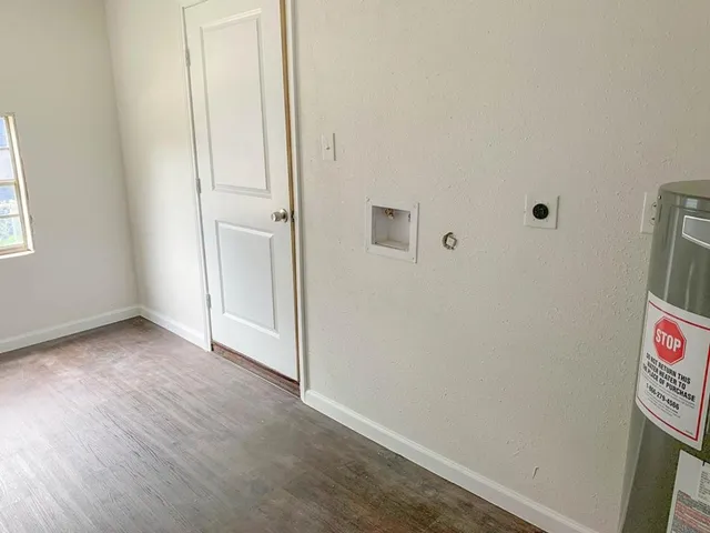 $1,295 | 303 Harlem Street, Sweeny, TX 77480