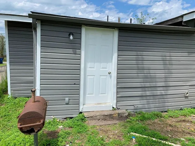 $1,295 | 303 Harlem Street, Sweeny, TX 77480