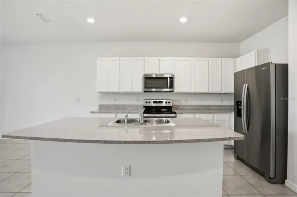 $1,950 | 5323 Dragonfly Drive, Wildwood, FL 34785