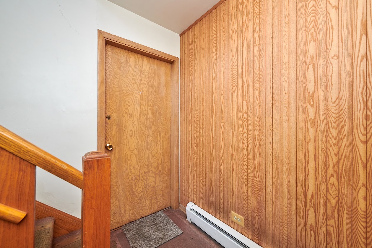8211 West Irving Park Road Chicago, IL 60634 - Photo 19 of 28 a view of a small space