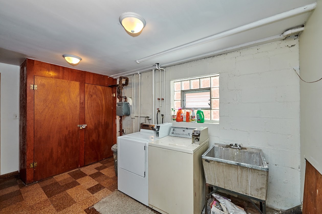 8211 West Irving Park Road Chicago, IL 60634 - Photo 26 of 28 a room with storage and utility