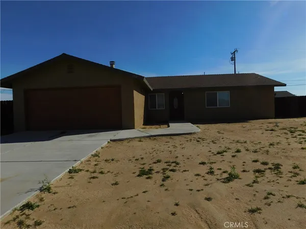 $1,900 | 8312 Tamarack Avenue, California City, CA 93505