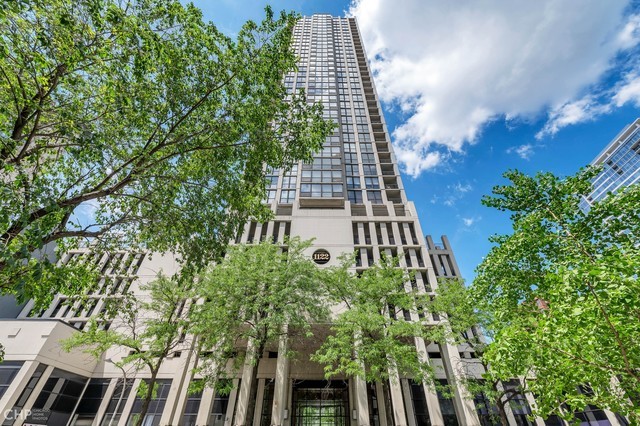 1122 North Clark Street, Unit 2806 Chicago, IL 60610 - Photo 1 of 20 a view of a multi story building