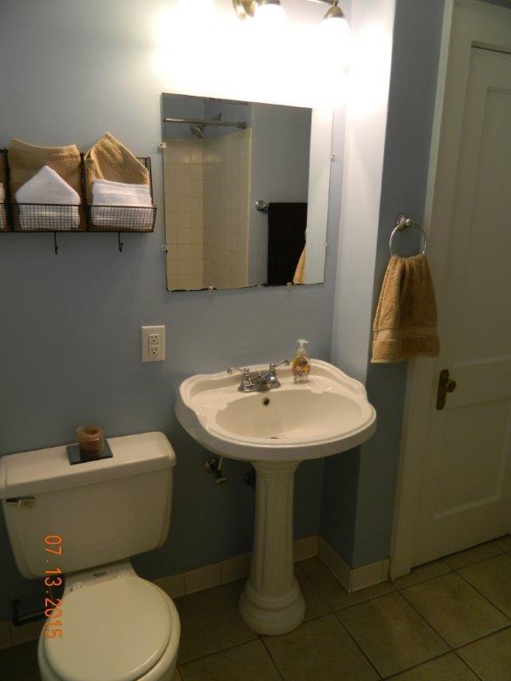 2445 Livingston Road Southwest Roanoke, VA 24015 - Photo 13 of 30 DSCN1985