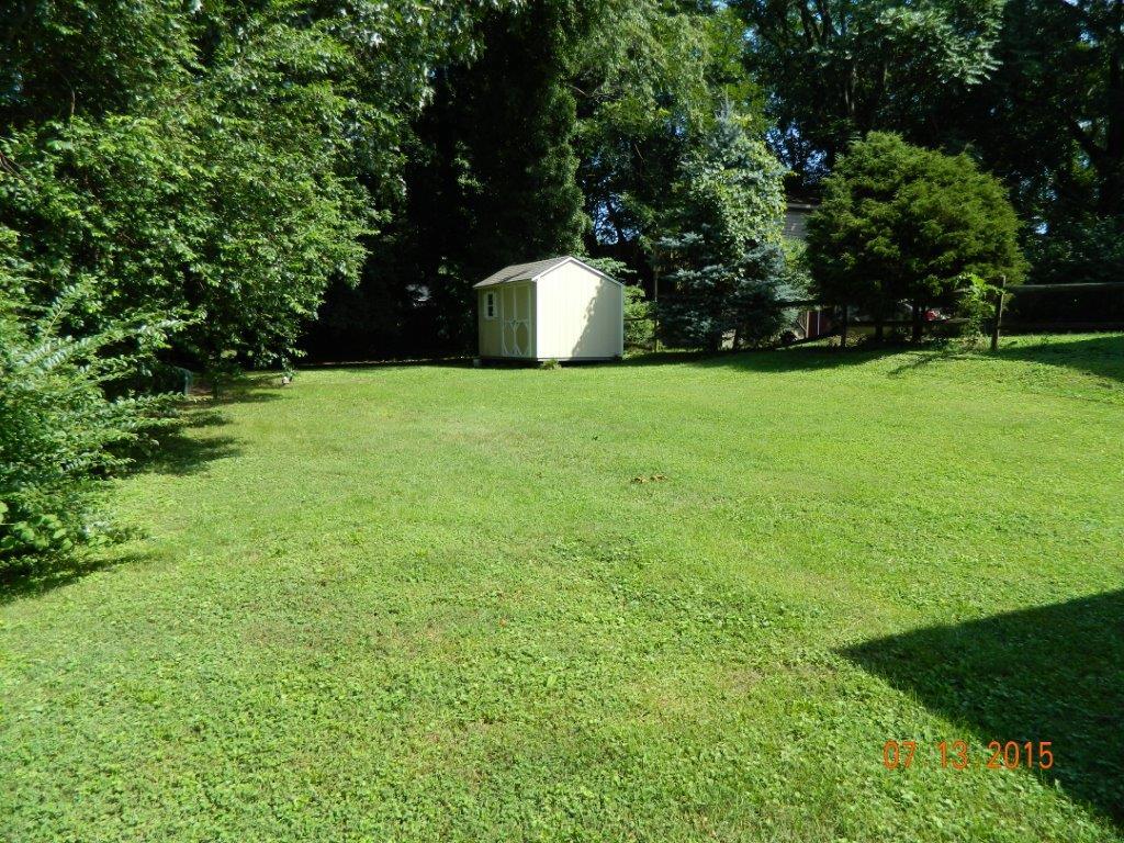 2445 Livingston Road Southwest Roanoke, VA 24015 - Photo 21 of 30 DSCN1995