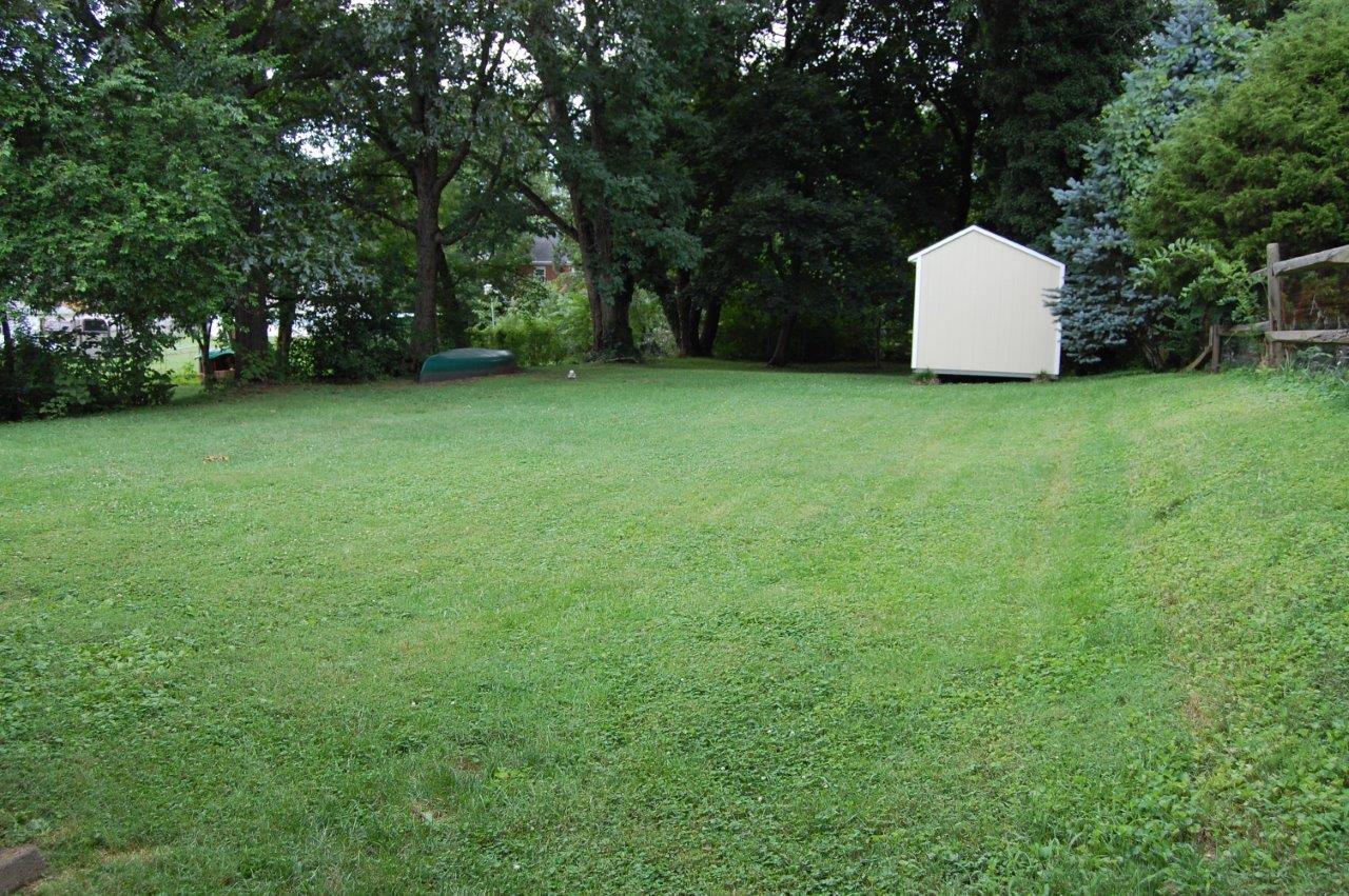 2445 Livingston Road Southwest Roanoke, VA 24015 - Photo 24 of 30 DSC_3448