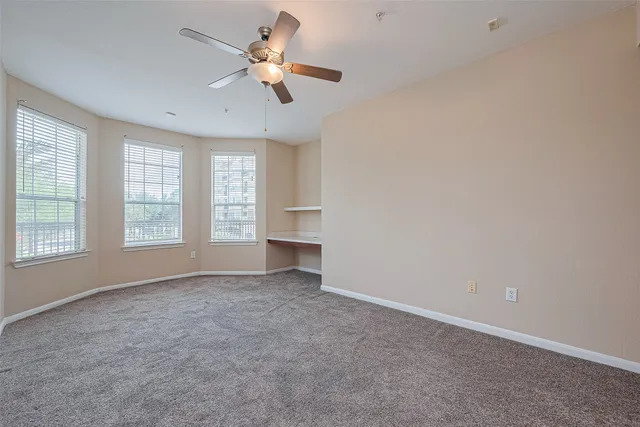 $1,300 | 7575 Kirby Drive, Unit 3105, Houston, TX 77030