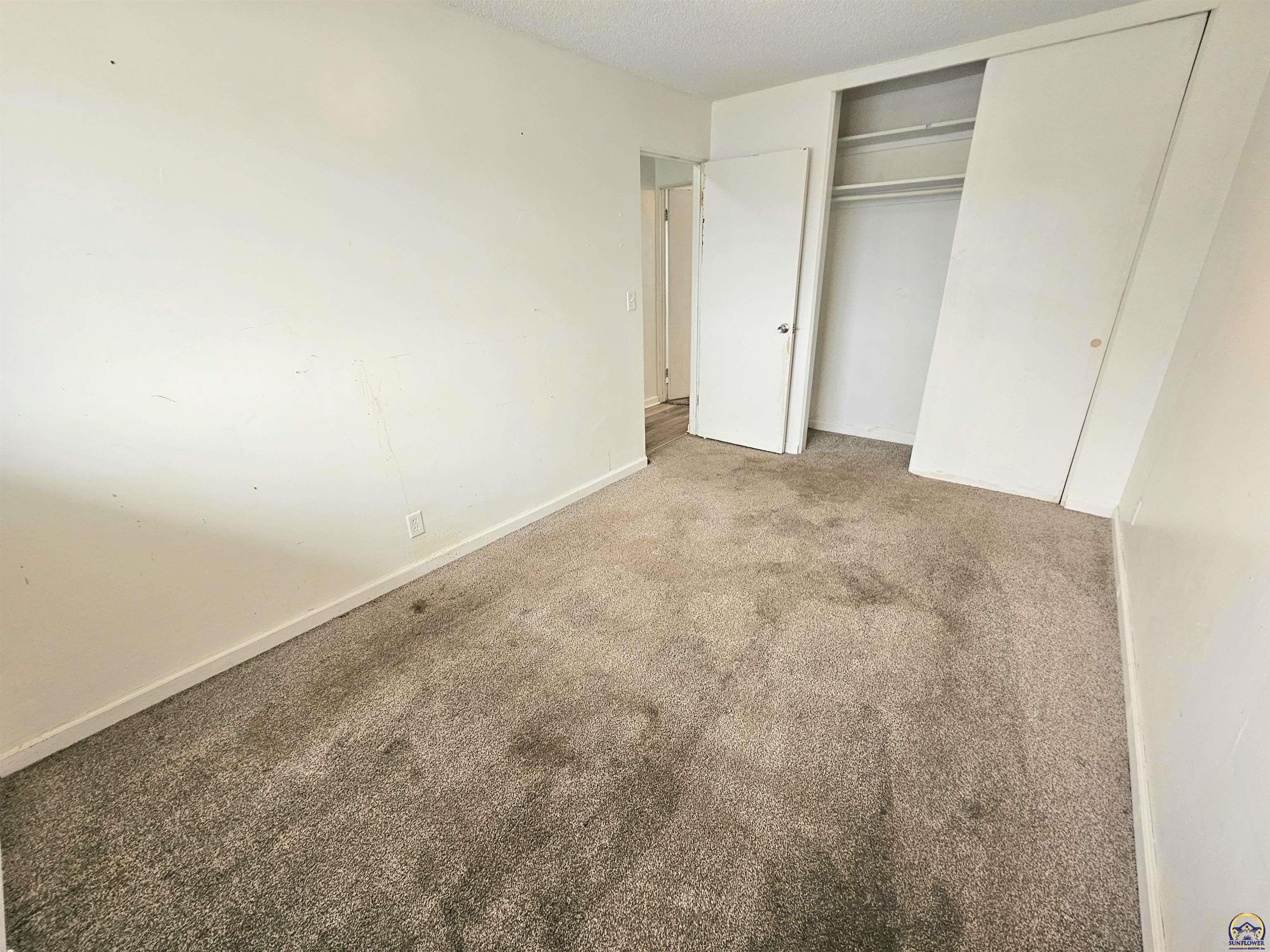 7209 Southwest Greenview Drive Topeka, KS 66619 - Photo 11 of 13