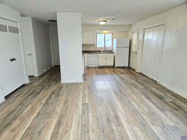 $80,000 | 7209 Southwest Greenview Drive, Topeka, KS 66619