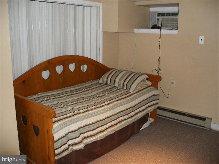 7234 Hilltop Road Upper Darby, PA 19082 - Photo 12 of 24 Bedroom 4